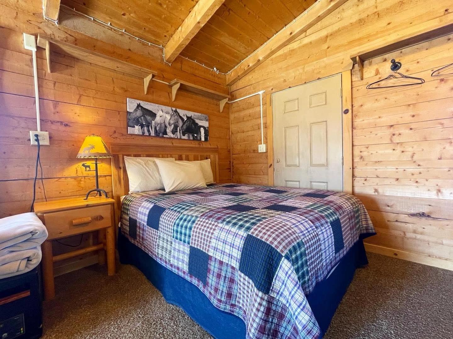 The Park Cabin At Mount Carmel Motel And Rv Park Exteriör bild